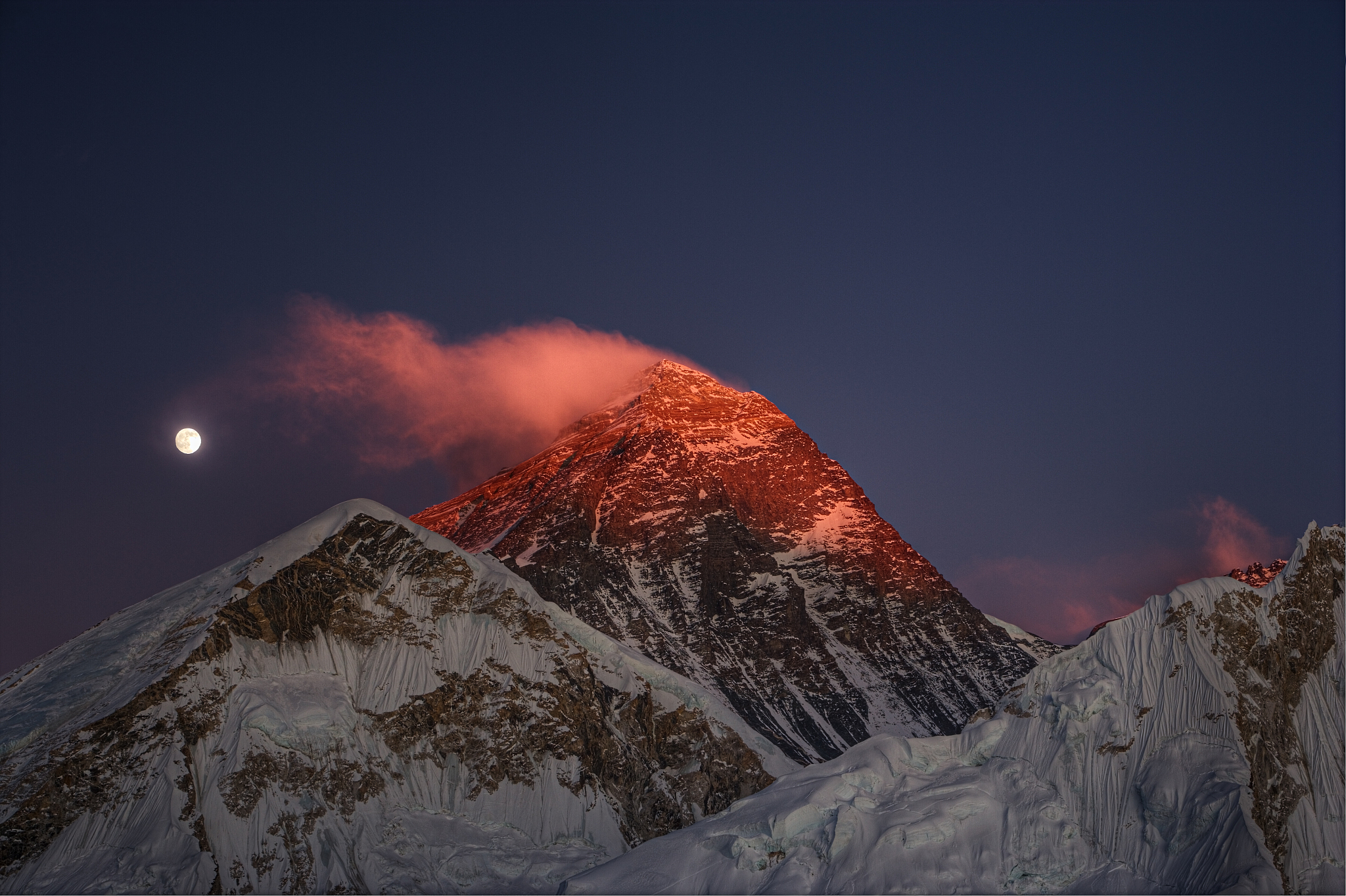 世界上最高的山有多高